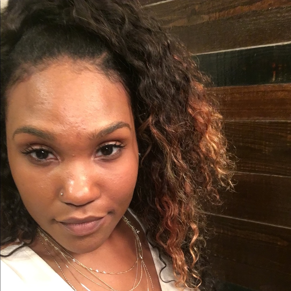 Meet your Posher, Natasha